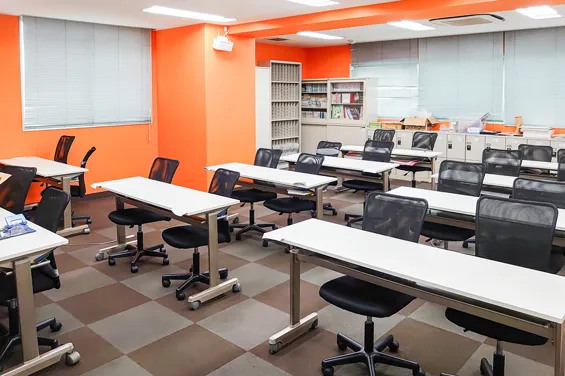 貸教室・貸会議室 C402-2