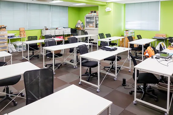 貸教室・貸会議室 C403-2